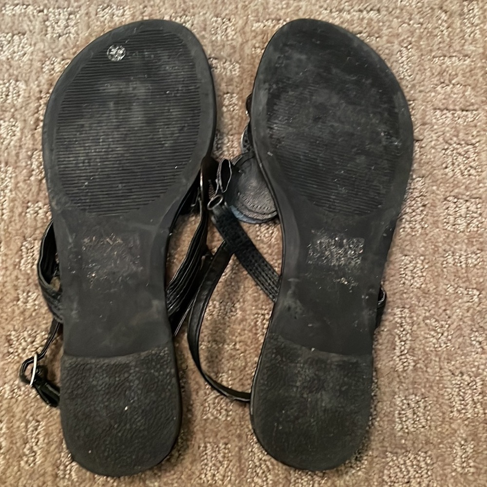 Sandals - Picture 5 of 10